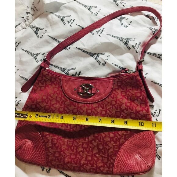 USED: DKNY Shoulder Bag - Picture 6 of 7